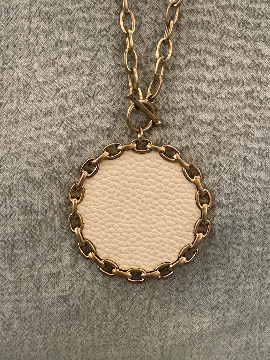 IVORY CHAINLINK NECKLACE