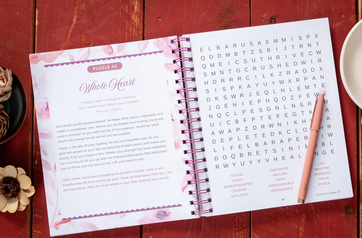 100 Days of Hope for Your Soul (Word Search Devotional)