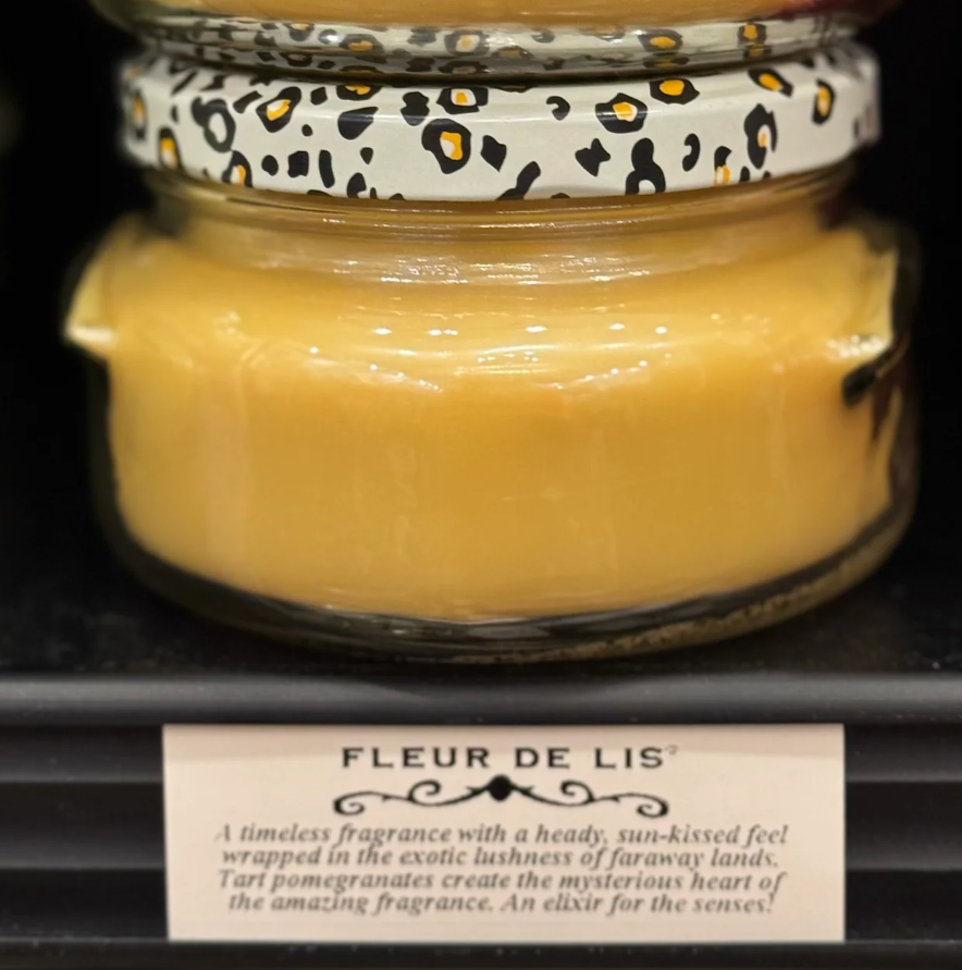 11oz Fleur de Lis Candle