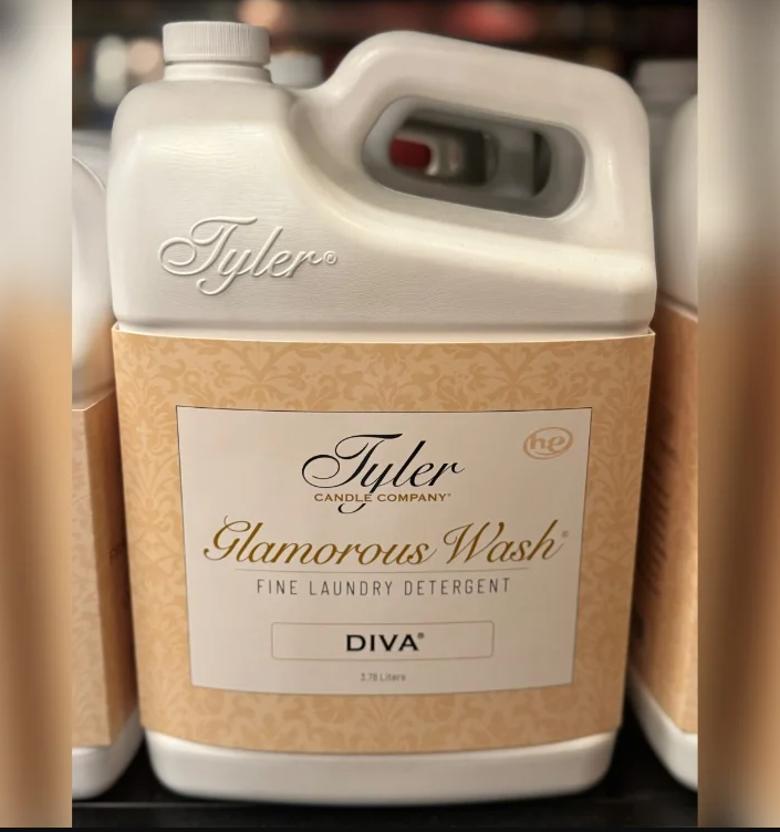 3.78 L Diva Glamorous Wash