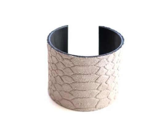 GREY SUEDE CUFF