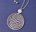 SILVER ORIENTAL ROUND NECKLACE